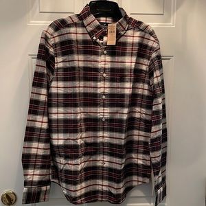 AMERICAN EAGLE MEN SIZE M NEW WITH TAGS. Long sleeve dress BLACK WHITE RED PLAID